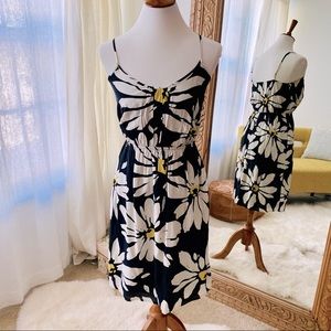 🌼Old Navy🌼Watercolor Daisy Black Strappy Dress